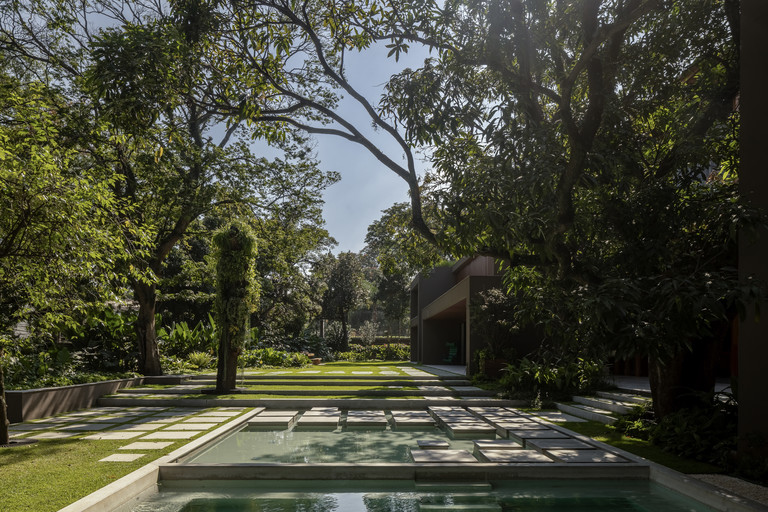 SISANDI ZAHA private jungle グリーン SISANDI ZAHA private jungle グリーン SISANDI ZAHA private jungle