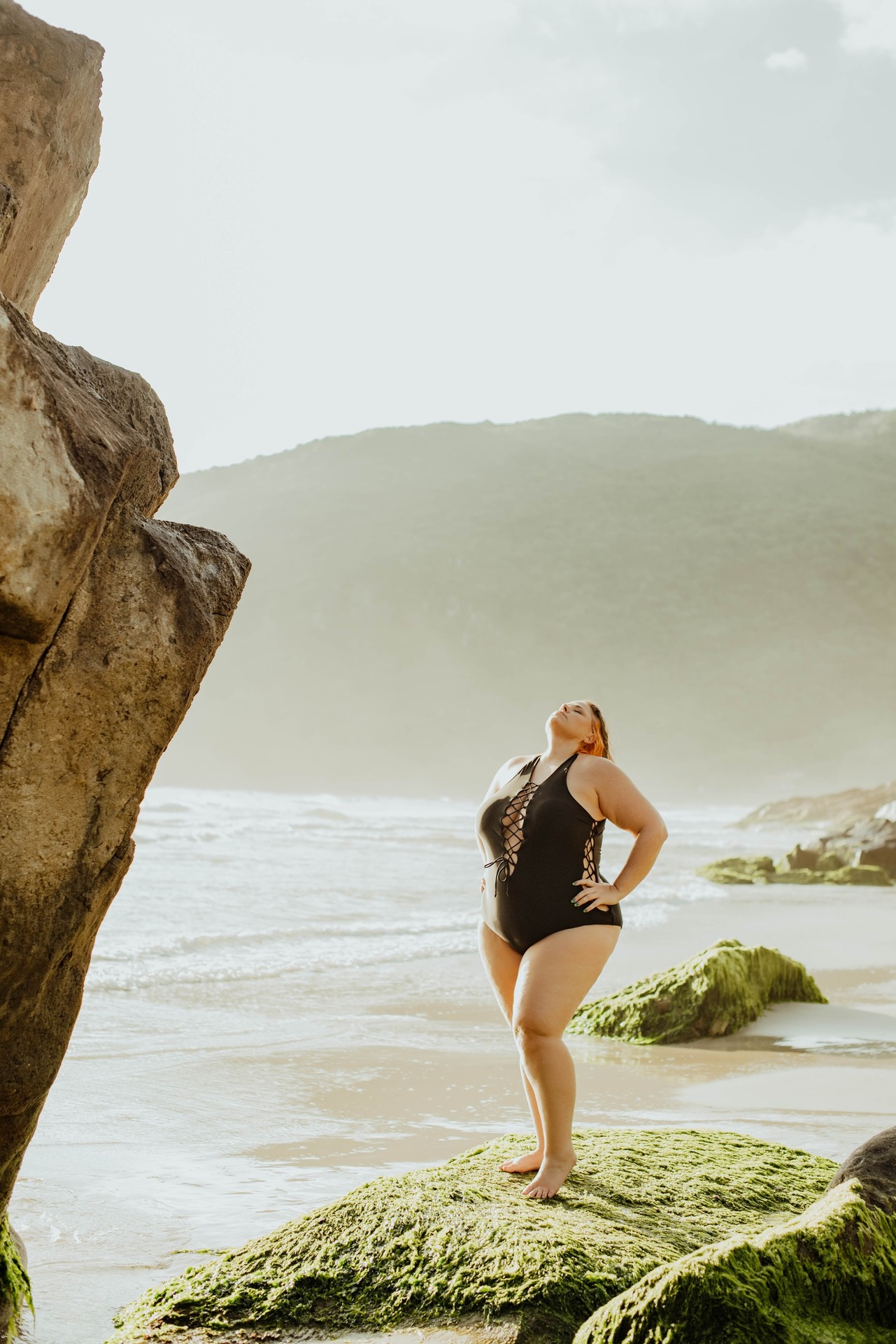 Ensaio Fotográfico Plus-Size: A importância de toda mulher fazer um ensaio  feminino e sensual.